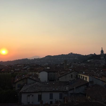 Casa Michelangelo Villa Bergamo Bagian luar foto