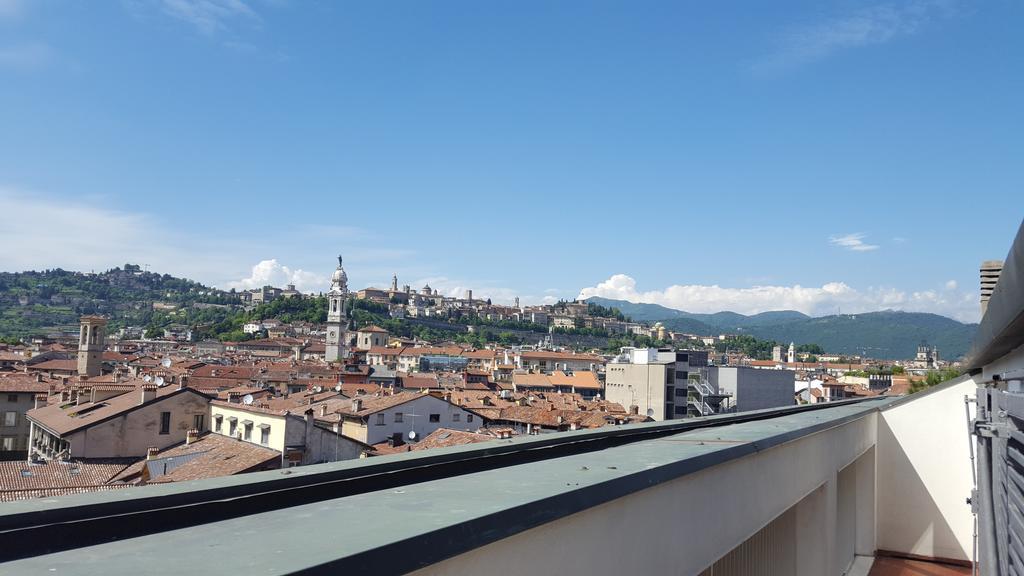Casa Michelangelo Villa Bergamo Bagian luar foto