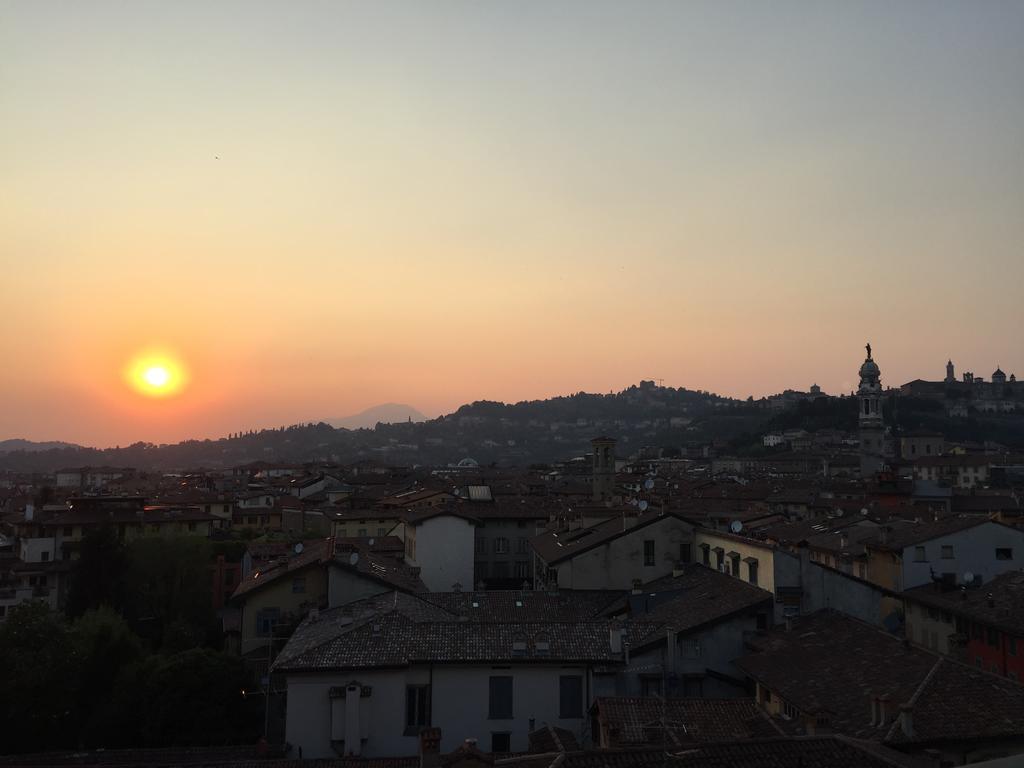 Casa Michelangelo Villa Bergamo Bagian luar foto